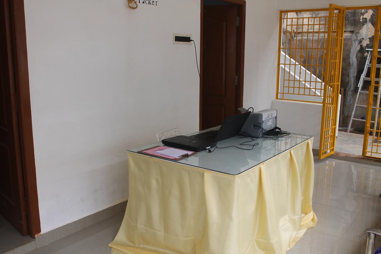 Хостел Chettinad Packer Kanadukattan Экстерьер фото